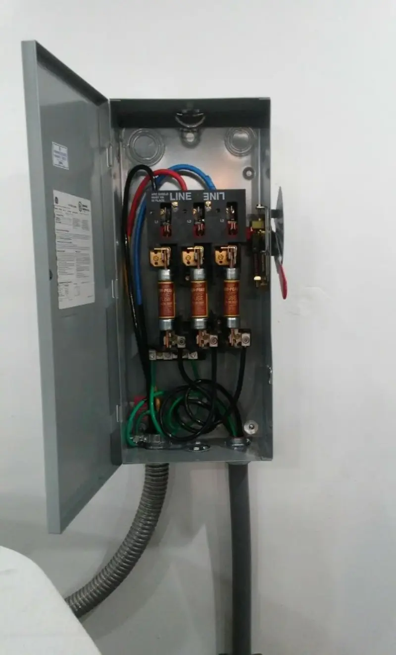 Three-phase disconnect switch installed for Electrical Wiring & Rewiring in Indio